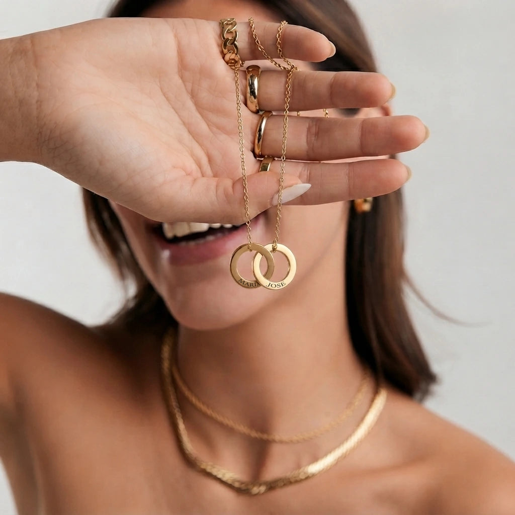 Collar Aros Entrelazados