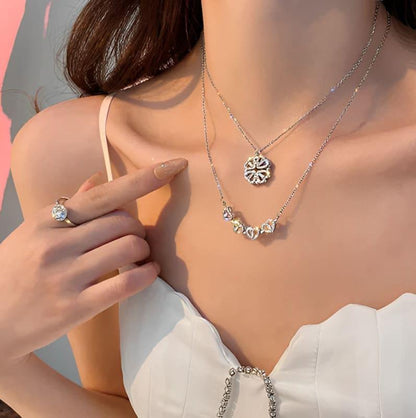 Caja de Rosa Eterna |  Rosa Real y Collar Trébol de Corazónes