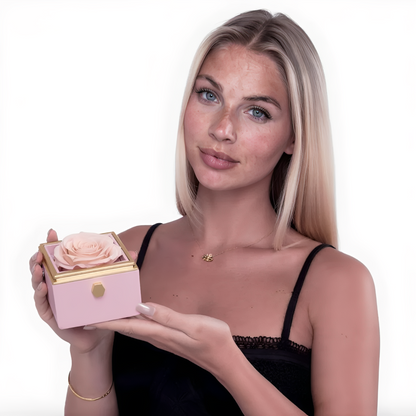 Caja de Rosa Eterna | Rosa Real y Collar Personalizado en Oro 18k